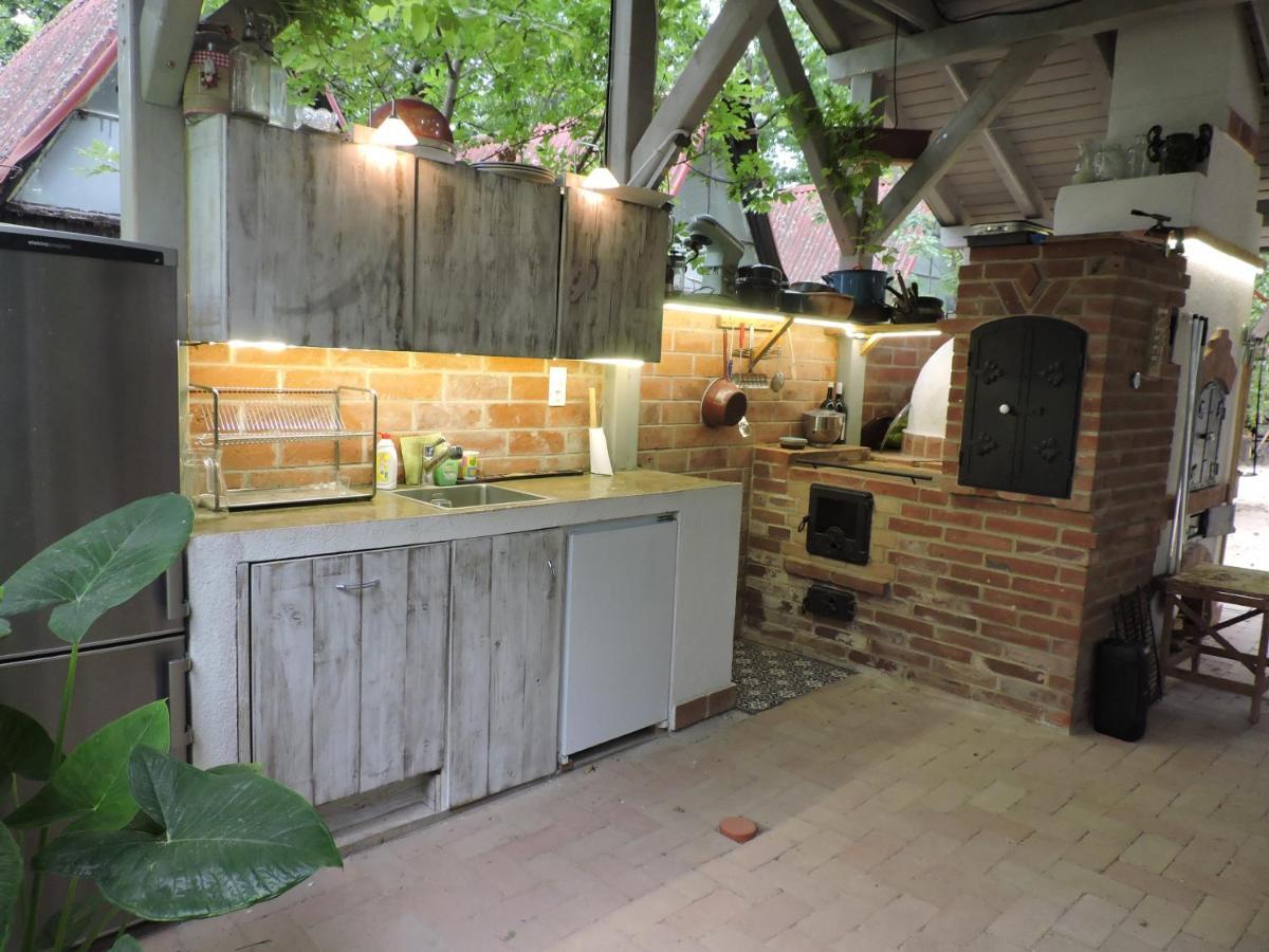 Szepezd Oak Villa Balatonszepezd Exterior foto